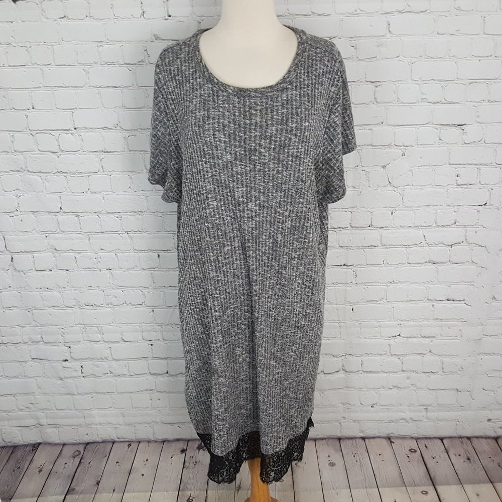 Torrid Black White Ribbed Sweater Dress Lace Hem 3